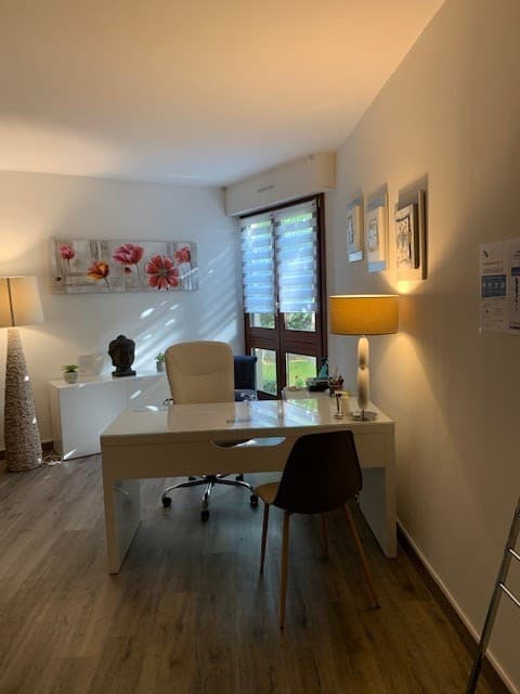 Lina Goncalves Digitopuncture et Soins Energetiques Le Chesnay-Rocquencourt photo