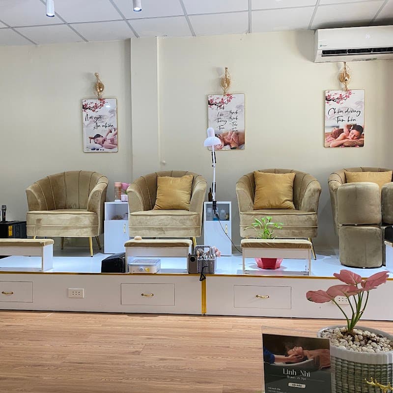 Linh Spa Spa Đông Y Chuyên Gia Đặc Trị Mụn Đông du Qv Bn Huyện Quế Võ photo
