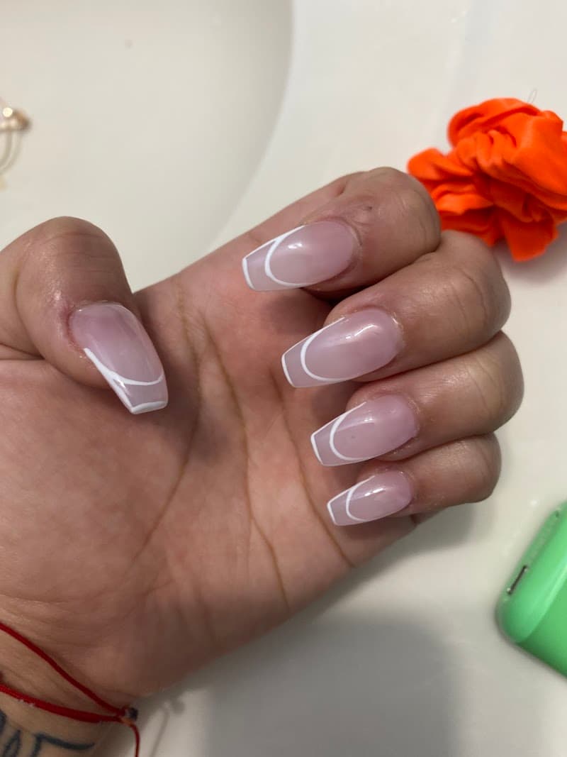 Burlington lisas nails photo