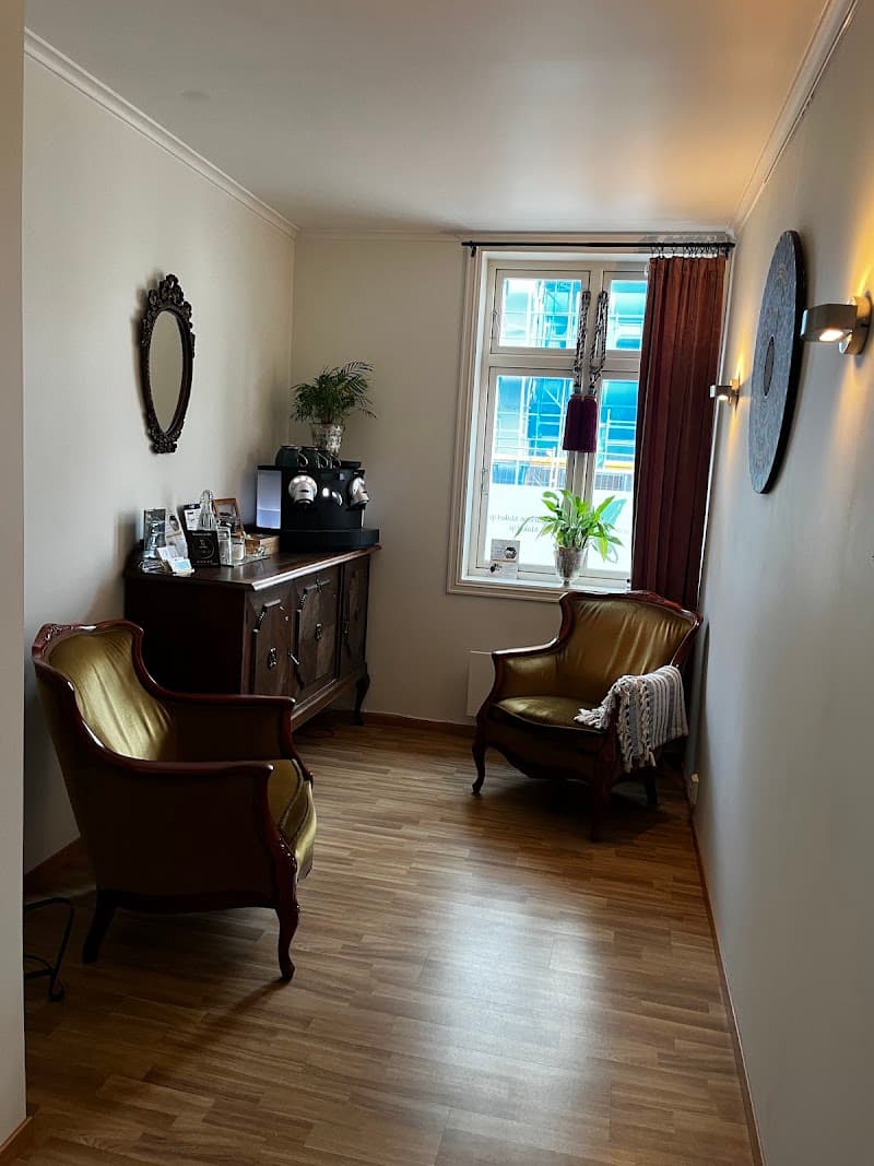 Liv Anita Normassasje Stavanger photo