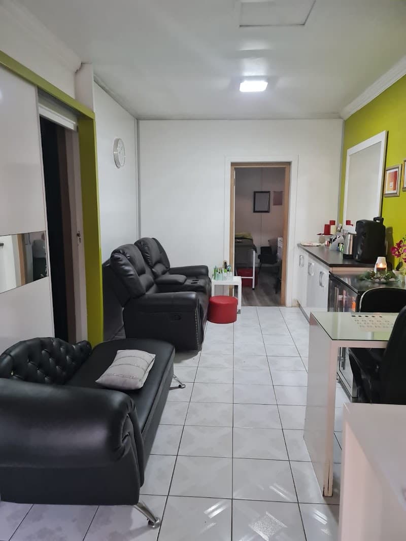 Livaans Massage and Beauty Spot Chatsworth photo