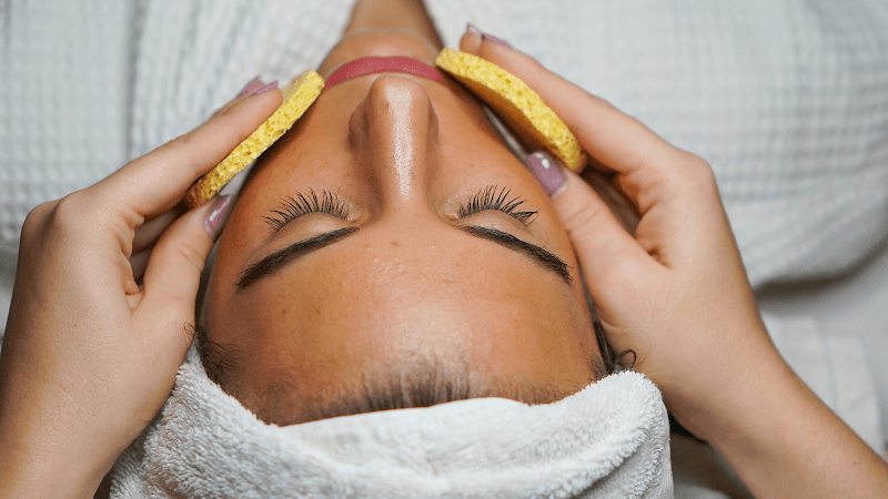 Living Loved Wellness Lounge & Spa Rogers photo