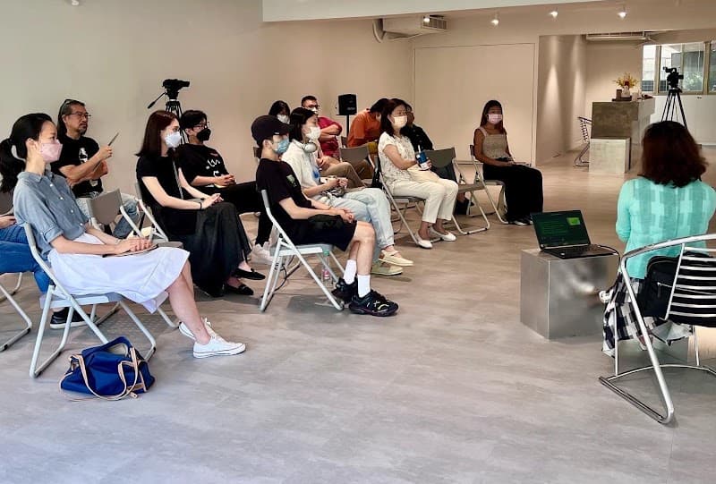 Lizhen Folk Therapy Taipei City photo