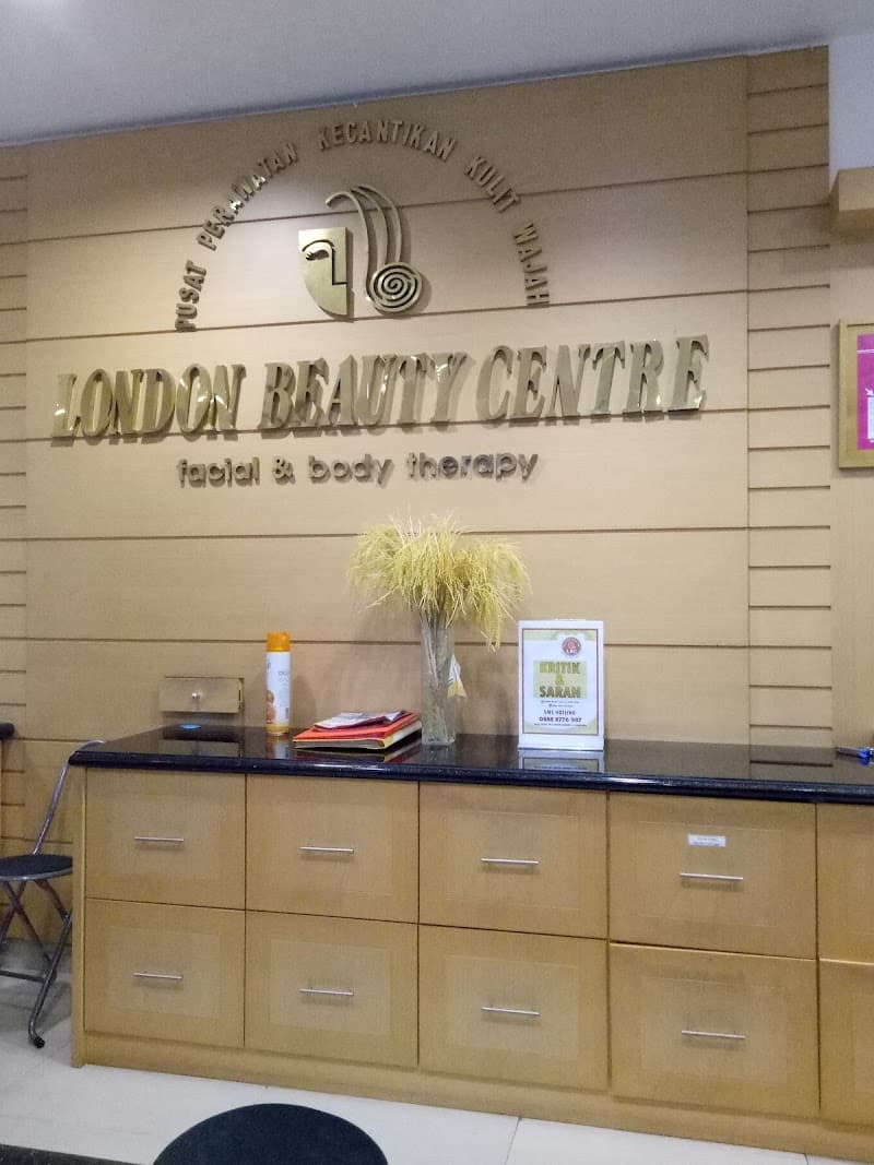 London Beauty Centre Bekasi photo