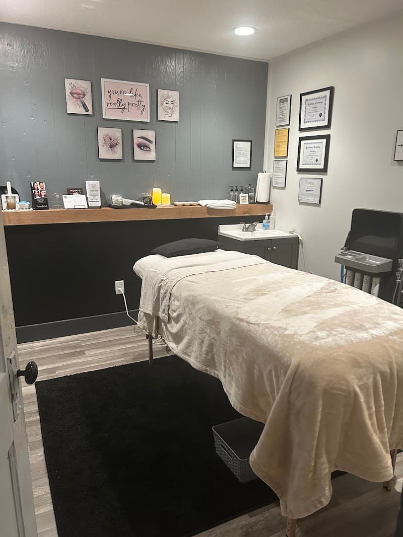 Lookworthy Face & Body Retreat Anderson photo