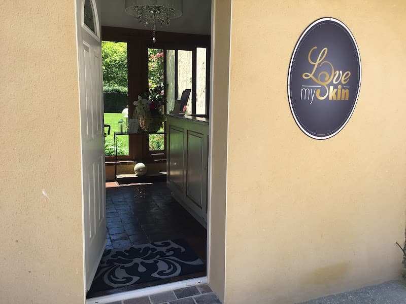 Love my Skin | Bretoncelles photo