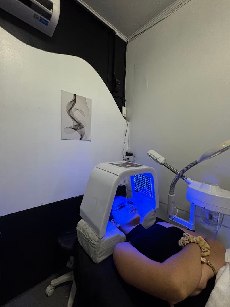 Lovely Aesthetic Lounge San Fernando photo