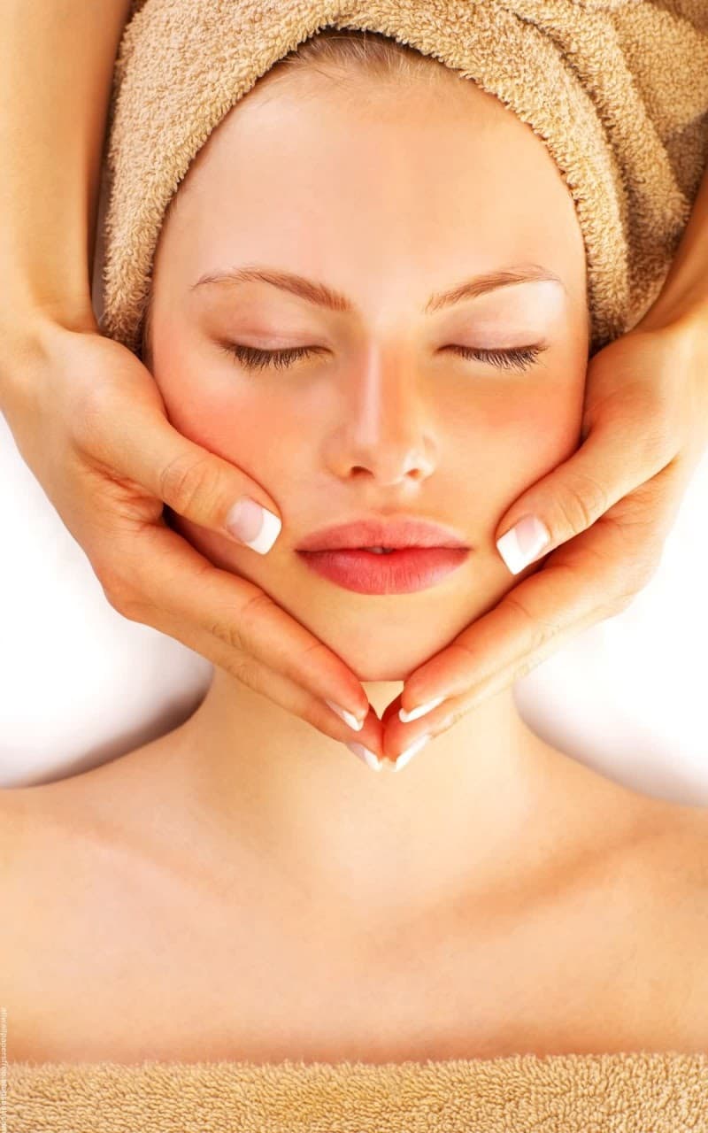 Lubia Simoes Beauty Institute and Massage Therapy Los Angeles photo