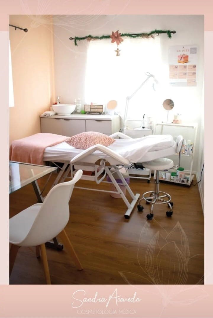 Lucía Dotta Consultorio de Med Estética Canelones photo