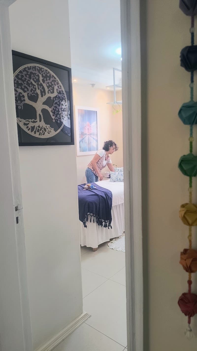 Luciana Barros Terapias Goiânia photo