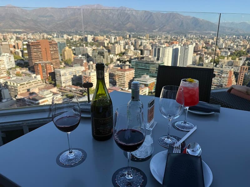 Luna Providencia photo