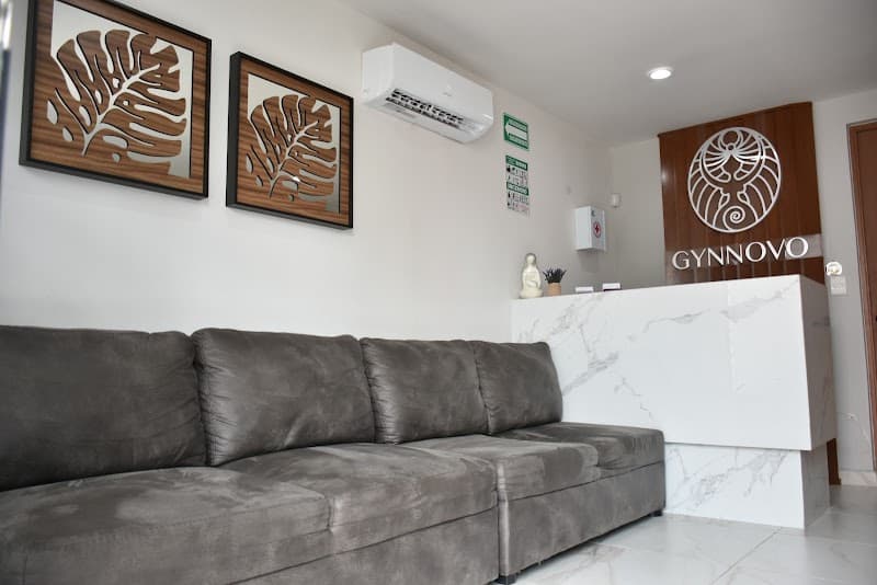 Lupita Lizárraga-Cosmiatra Mazatlán photo