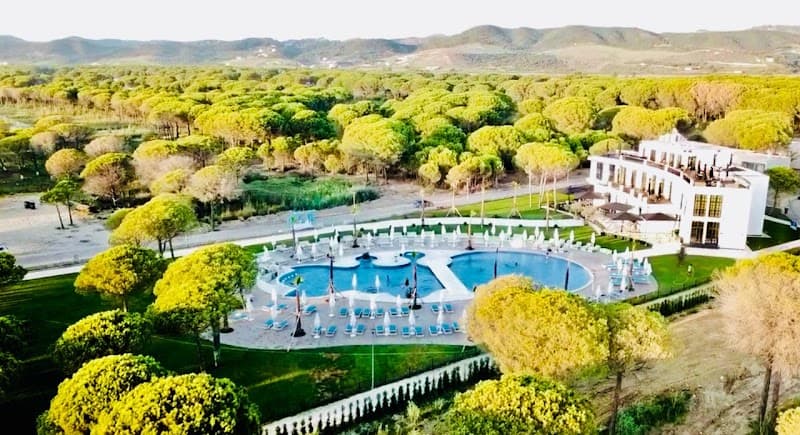 Lura Resort & Spa Durrës photo