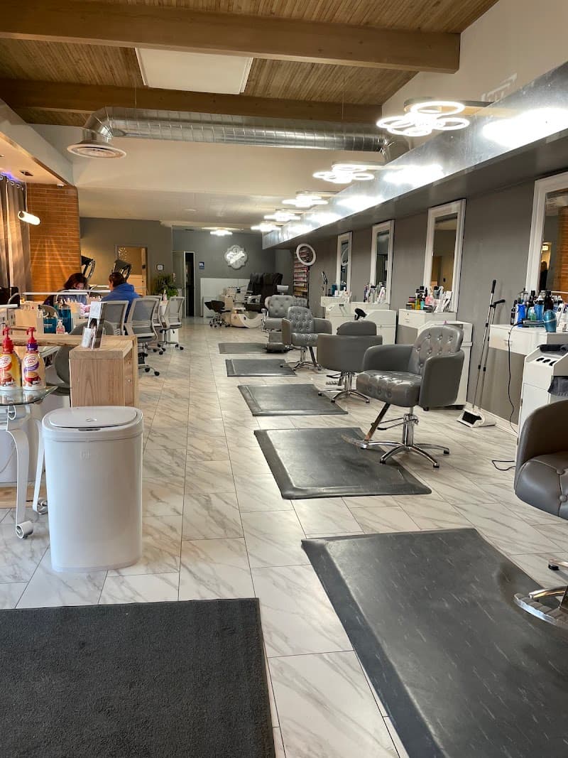 Lush Salon & Spa Williams photo