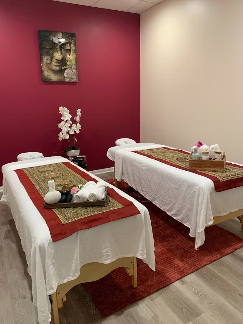 Lux Massage and Spa Fairfax photo