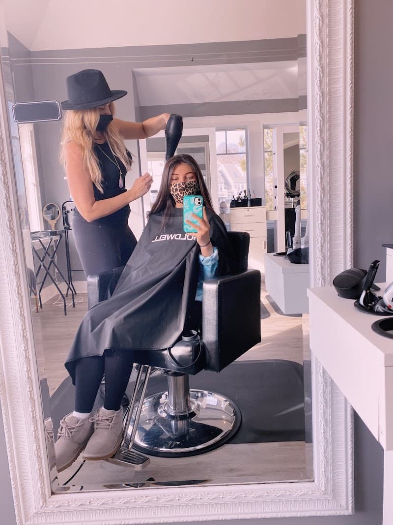 LuxeBeautique Swampscott photo