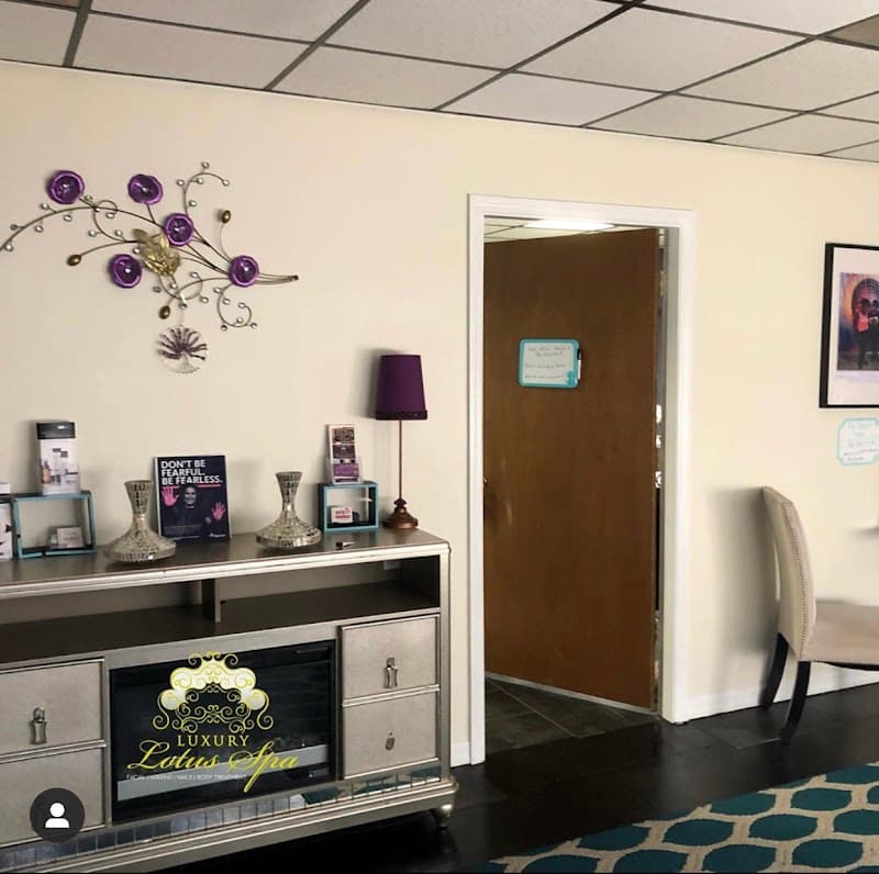 Luxury Lotus Spa Tampa photo