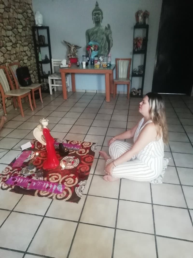Luz Angelical León photo