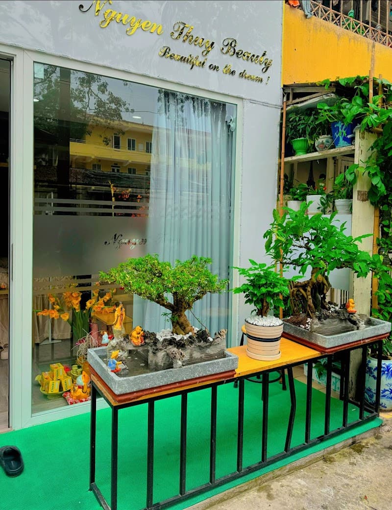 Ly Nguyễn Spa & Cosmetics. Quận Cầu Giấy photo