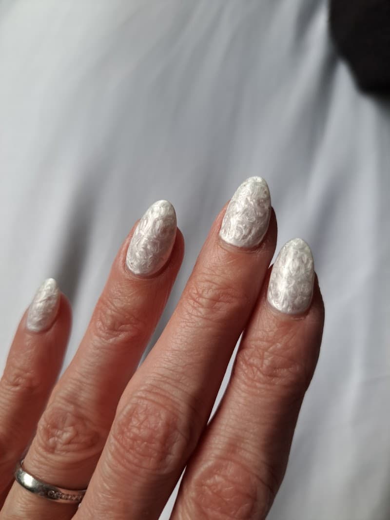 Lynn's Beauty Room Burntwood photo