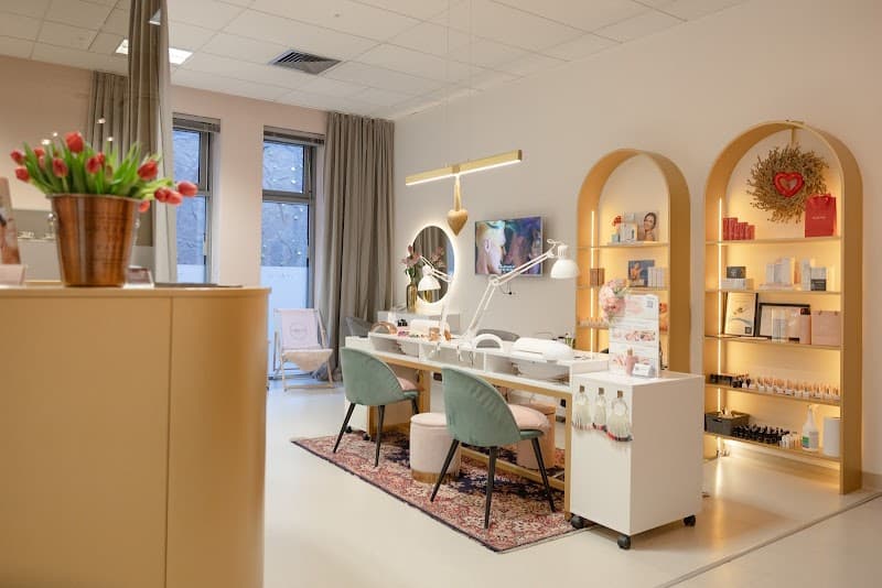 M2 Studio salon kosmetyczny Pruszków photo