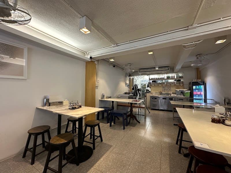 Mae Mali Green Medicine - Cash on Delivery Available Ban Pho photo