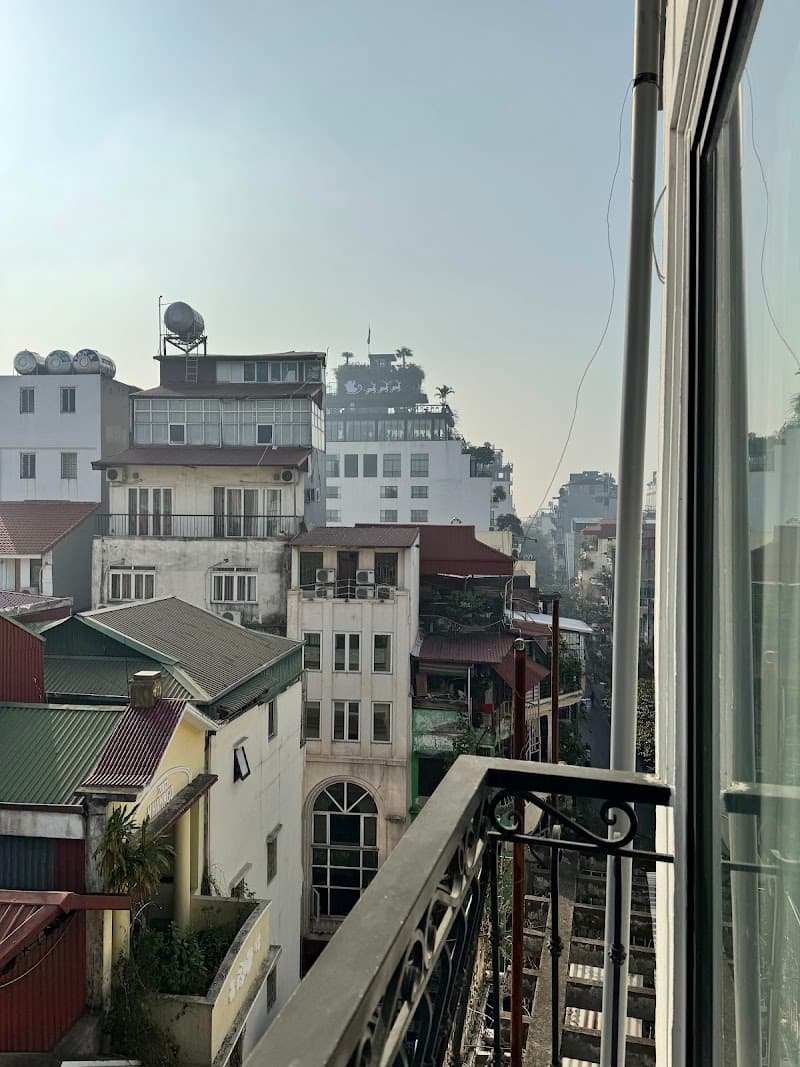 Magaly Hotel & Apartment Hanoi photo