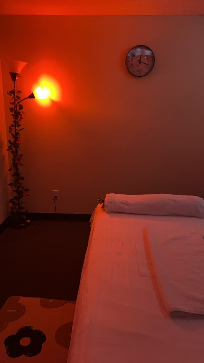 Magic Fingers Spa North Versailles photo