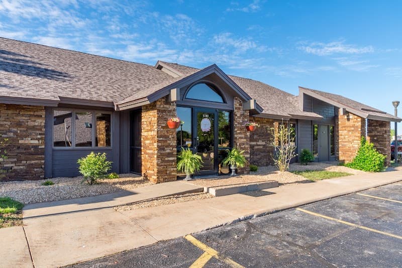 Magnolia Spa Suites Springfield photo