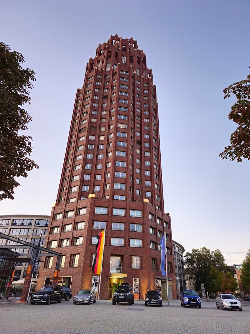 Main Plaza | Suite Tower Frankfurt photo