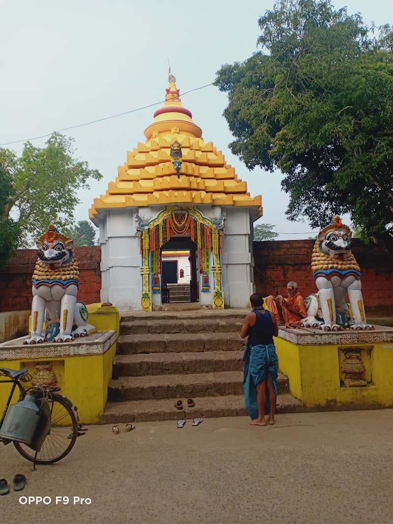 MAIN ROAD Niali photo