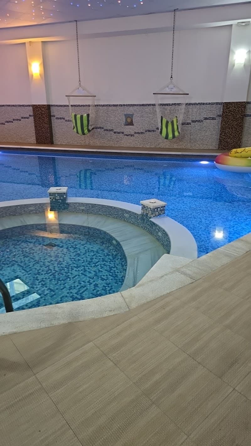 Majestic spa massage nails Laganás photo