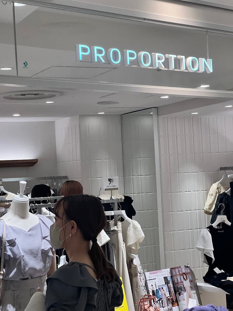 Mana Beauty Shinjuku Store Tokyo photo