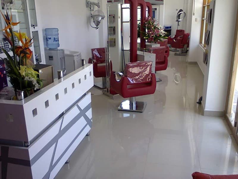 Manos y Tijeras Salon Spa Tacna photo