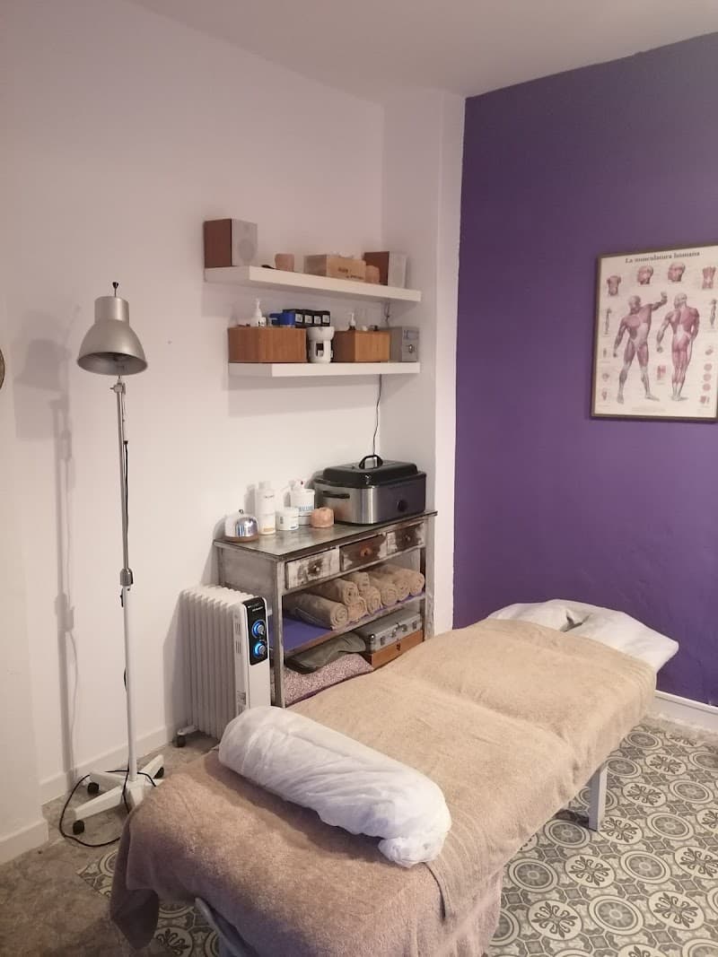 Manuel Vea Quiromasaje Osteopatia y Reiki Santiago de Compostela photo