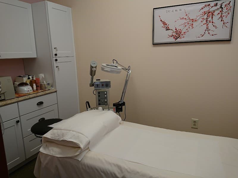 Maomi Spa Massage and Skin Care Hampton Twp photo