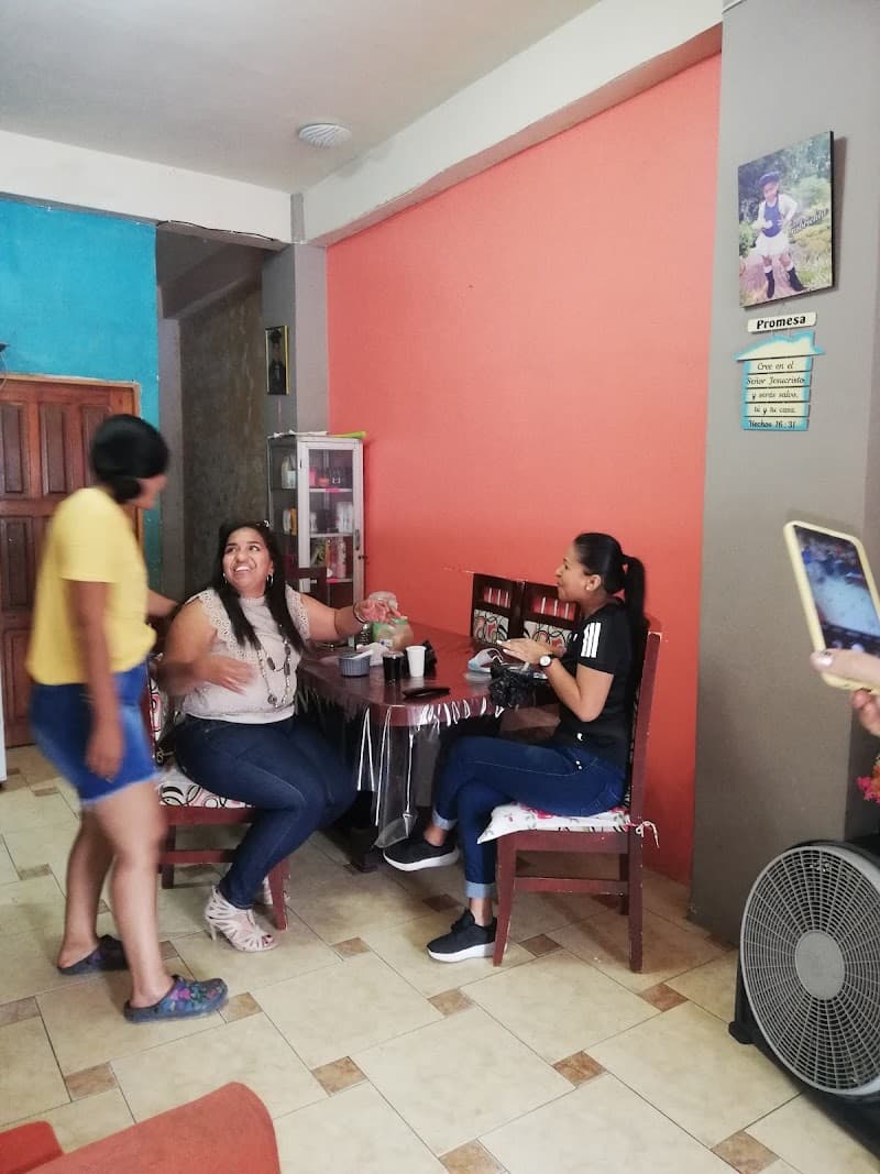 Maria Fernanda Spa y Peluqueria Babahoyo photo