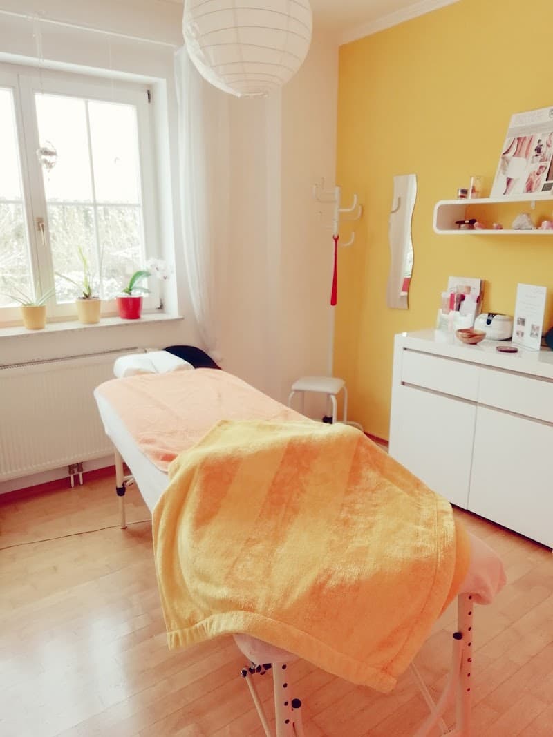 Marions Massagestudio Wöllersdorf-Steinabrückl photo