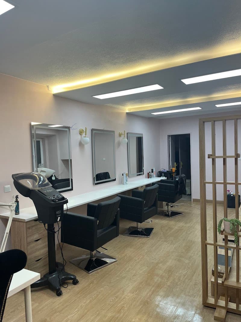 Marisa Costa - Cabeleireiro e Centro de Estética Mafra photo