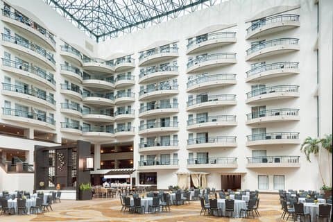 Marriott Savannah Riverfront photo
