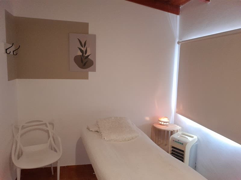 Masajes Vanesa Vega Villa Ballester photo