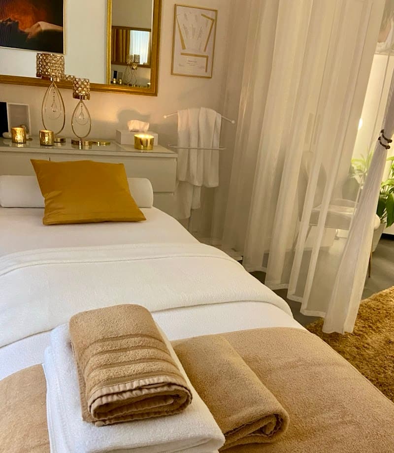 Masážní salon Zlatá Lilie Brno photo