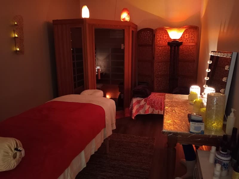 Massage Aholics Relaxation Station Berwyn Chicago photo