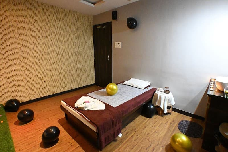 Massage at HOME & HOTEL Rajarhat photo
