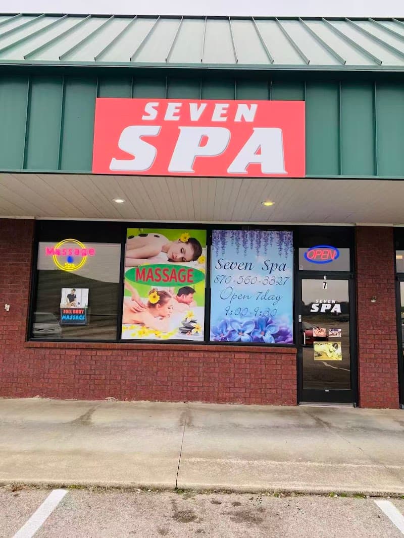 Massage by Larissa Paragould photo