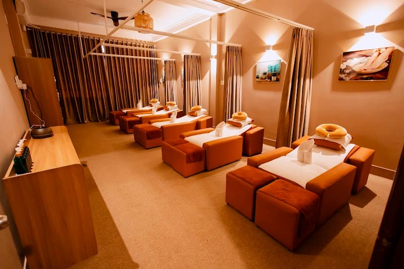 Massage khoẻ Cửu Vân Long Quận Tân Phú photo