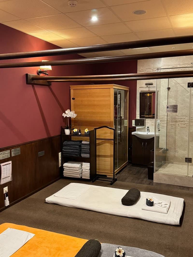 Massage.samus Liuteranska St photo