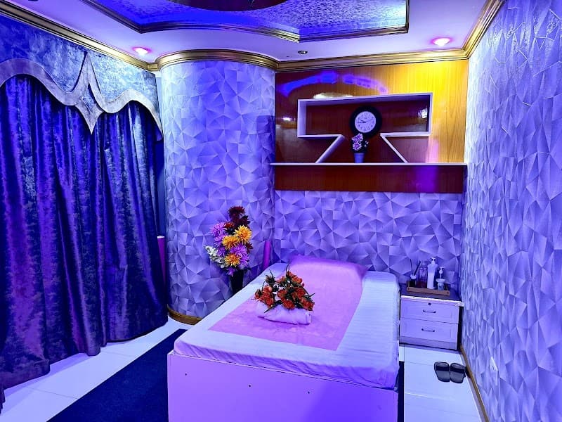 Abu Dhabi massage Thailand for men photo