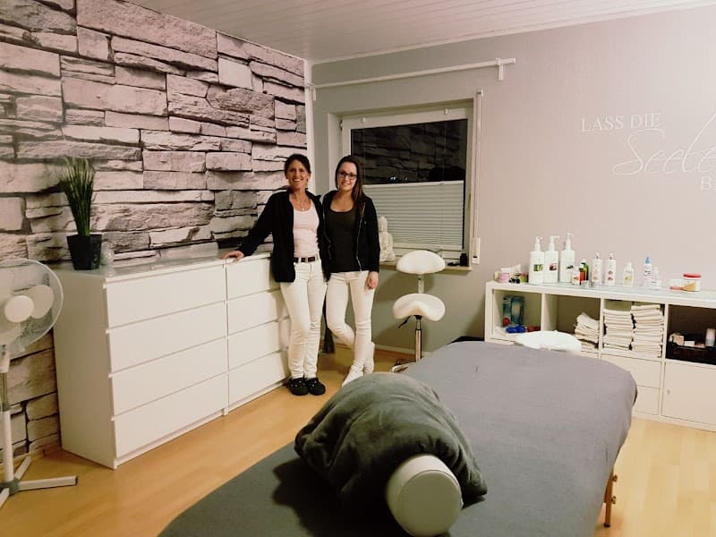 Massagen und Triggerpunktbehandlung Großheubach photo