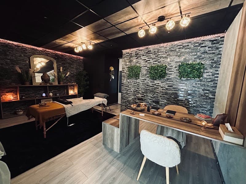 Massages & soins énergétiques - Soins Samāna. Corsica photo